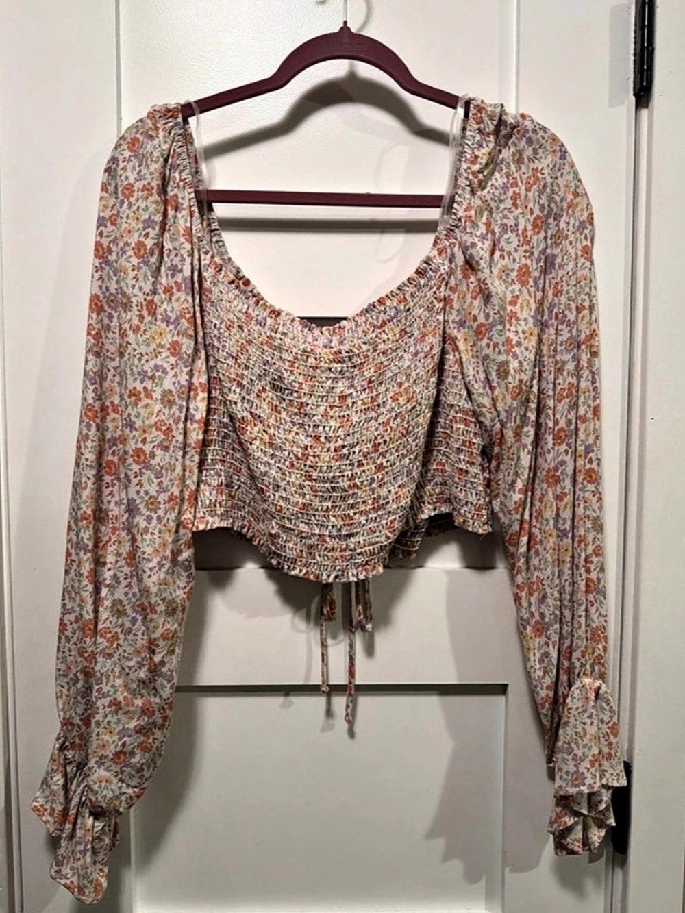 Le Lis Floral Smocked Crop Top in Pink & Orange Size Large NWT